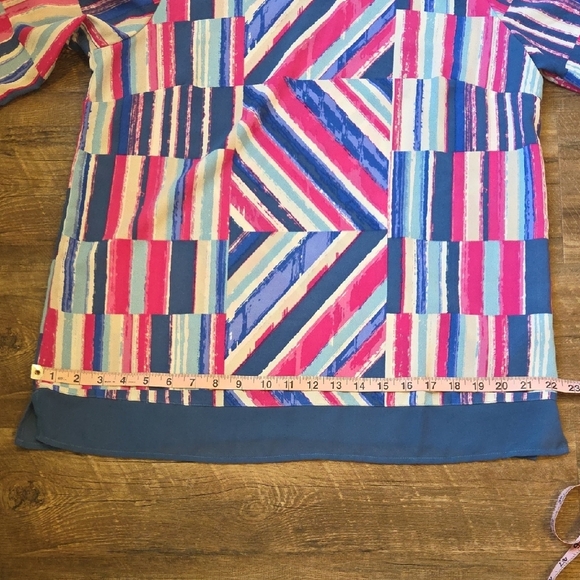 Bob Mackie Wearable Art In Pink and Blue Abstract 3/4 Sleeve Tunic Women's M - Picture 9 of 9